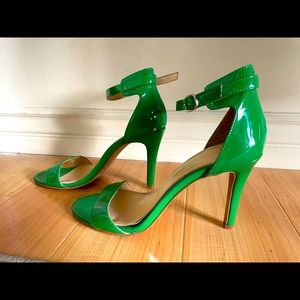 Jessica Simpson heels